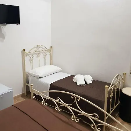 Mariano Bed & Breakfast *